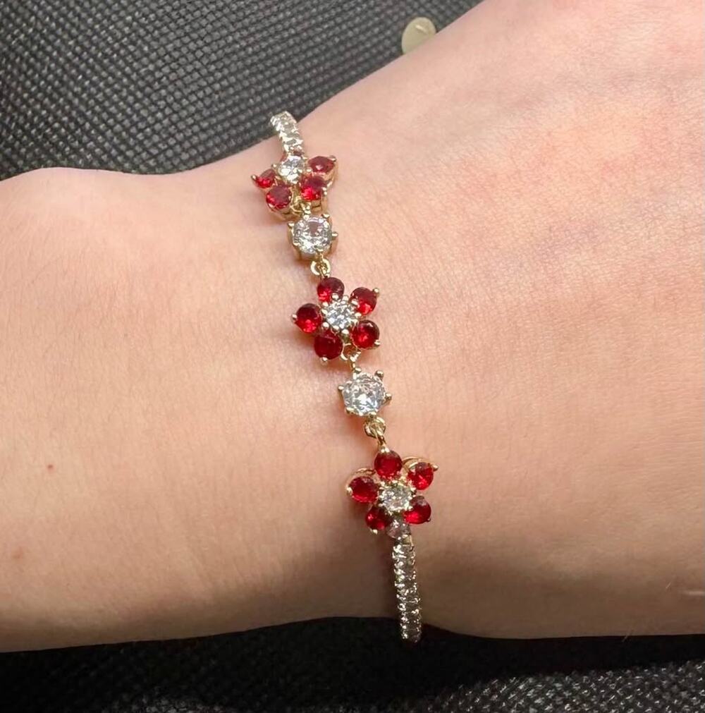 Tarnish Free Pale Gold Red Crystal Flower Bracelet – Stainless Steel
